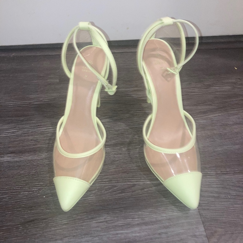 NEVER WORN like green heels